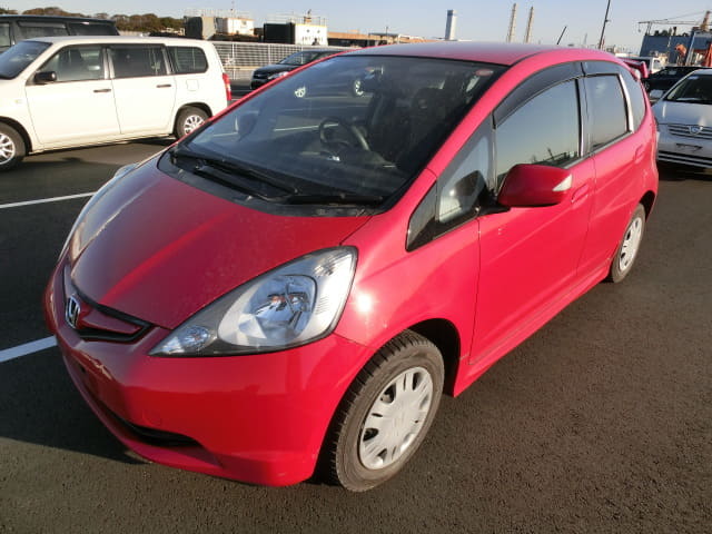 HONDA / Fit (DBA-GE6)