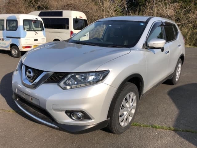 NISSAN / X-Trail (DBA-NT32)