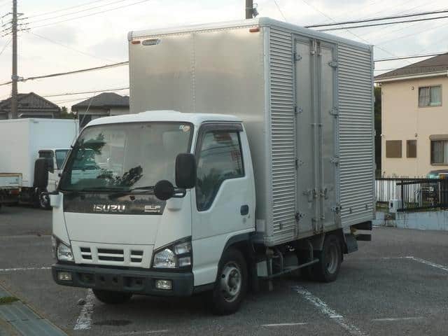 ISUZU Elf Truck