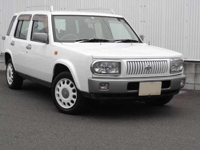NISSAN Rasheen