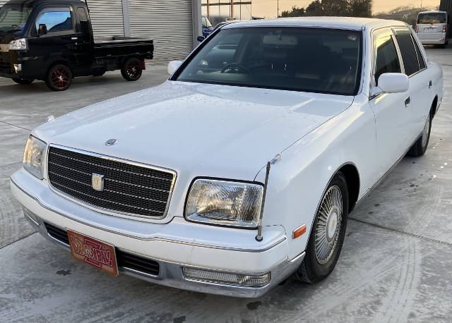 TOYOTA Century