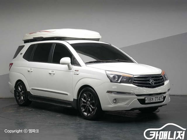 Ssangyong / Korando turismo (4WD)