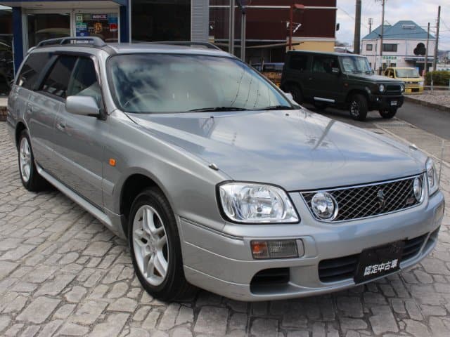 NISSAN Stagea