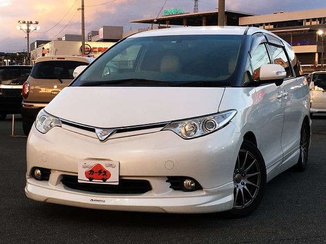 TOYOTA Estima