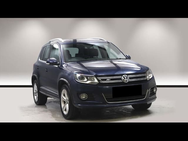 VOLKSWAGEN / Tiguan (0)