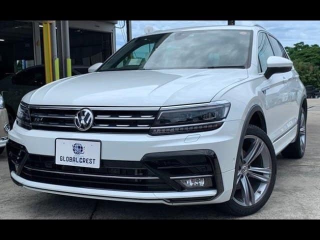 VOLKSWAGEN / Tiguan/ (5NDFGF)