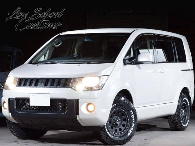 MITSUBISHI / Delica D5 (CV1W)