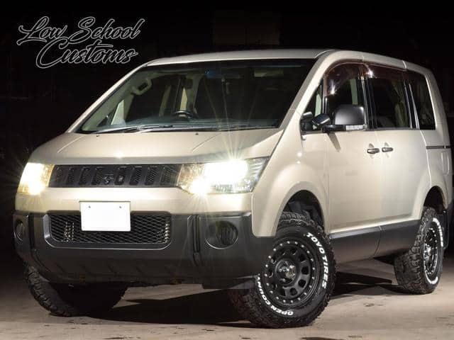MITSUBISHI / Delica D5 (CV5W)
