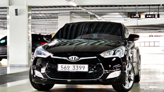 HYUNDAI / Veloster (0)