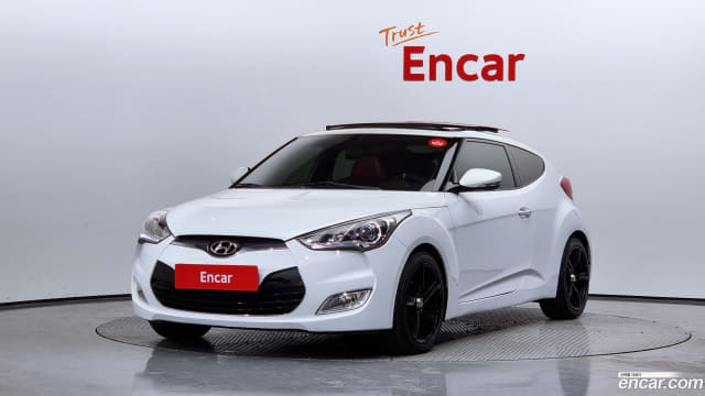 HYUNDAI / Veloster (0)