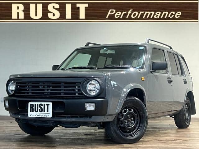 NISSAN Rasheen