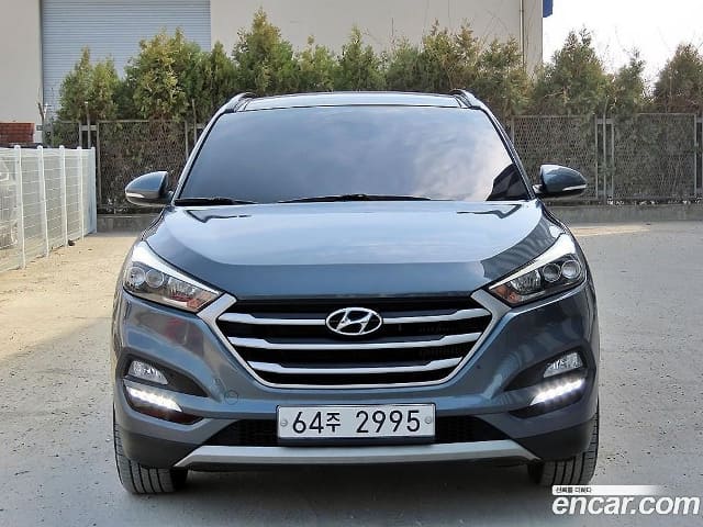 HYUNDAI / Tucson (0)