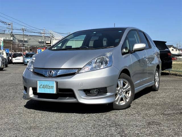 HONDA / Fit Shuttle Hybrid (GP2)