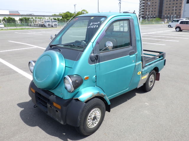 DAIHATSU Midget II;