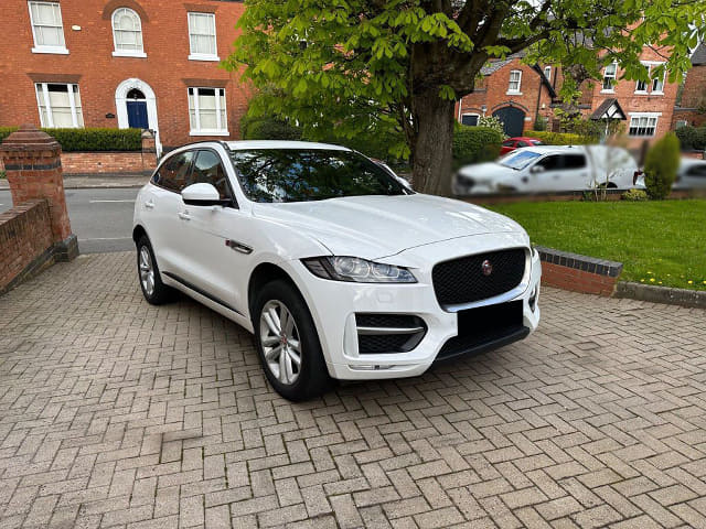 JAGUAR / F-PACE (0)