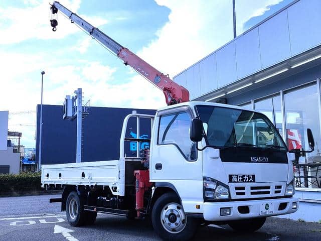 ISUZU / Elf Truck (NPR81AR)