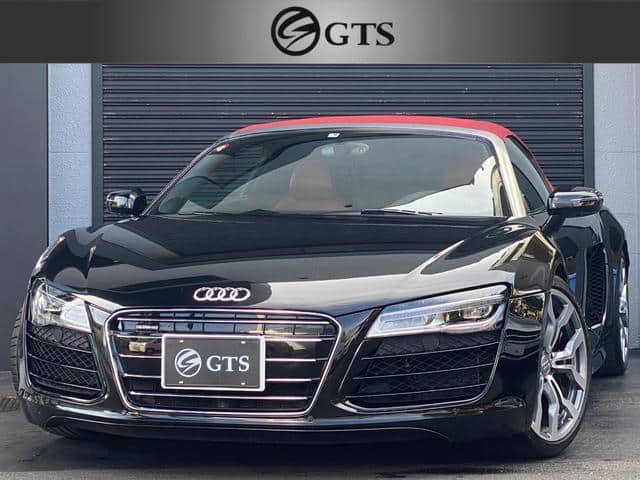 AUDI / R8 (42CTYF)