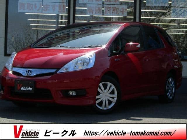 HONDA / Fit Shuttle Hybrid (GP2)