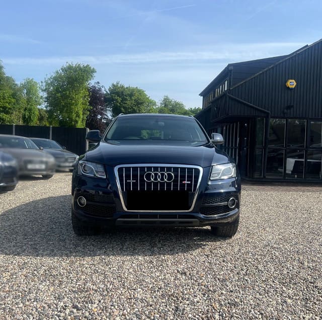 AUDI / Q5 (0)