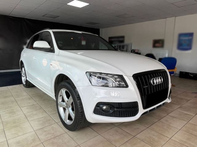 AUDI / Q5 (0)