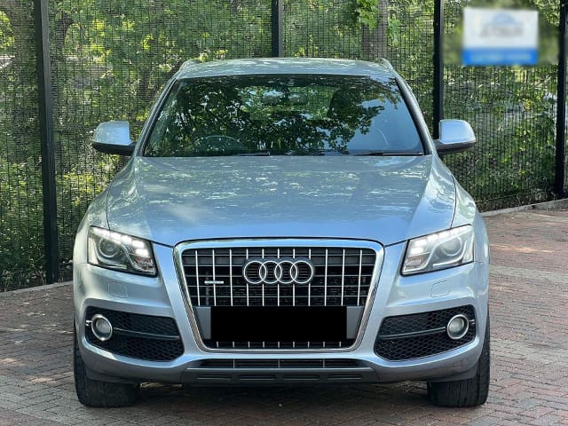 AUDI / Q5 (0)