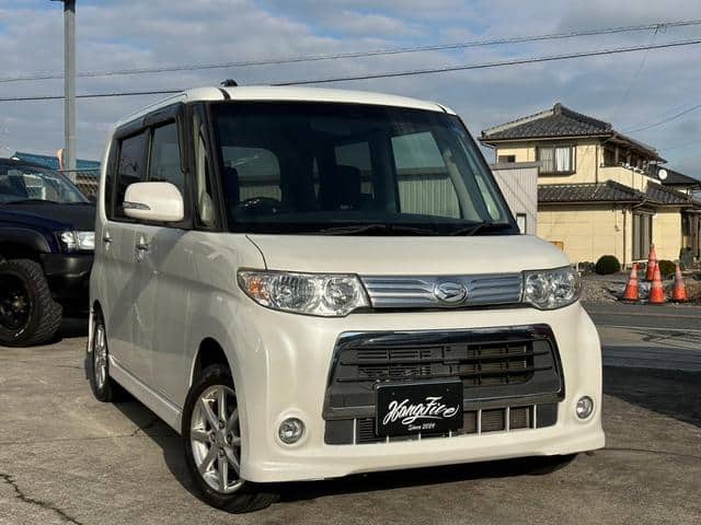 DAIHATSU / Tanto Custom (-)