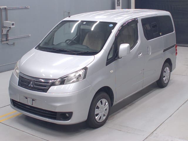 MITSUBISHI / Delica D3 (DBA-BM20)