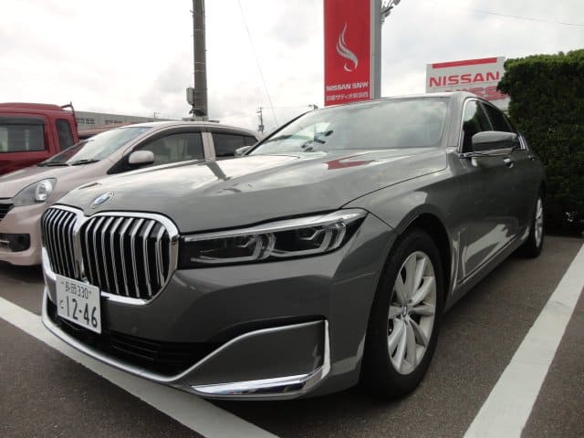 BMW / 7 Series (7S30)