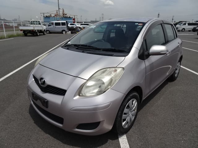 TOYOTA / Vitz/ (DBA-KSP90)