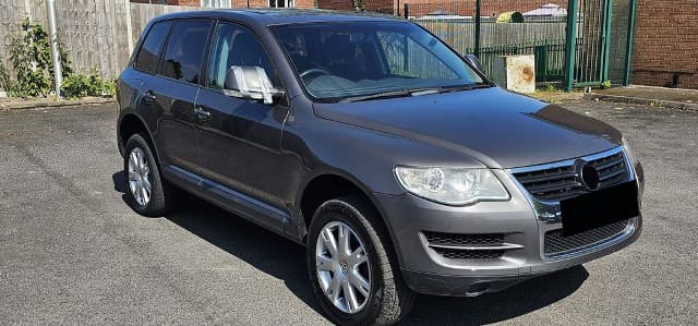 VOLKSWAGEN / Touareg (0)