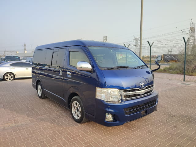 TOYOTA Hiace Wagon