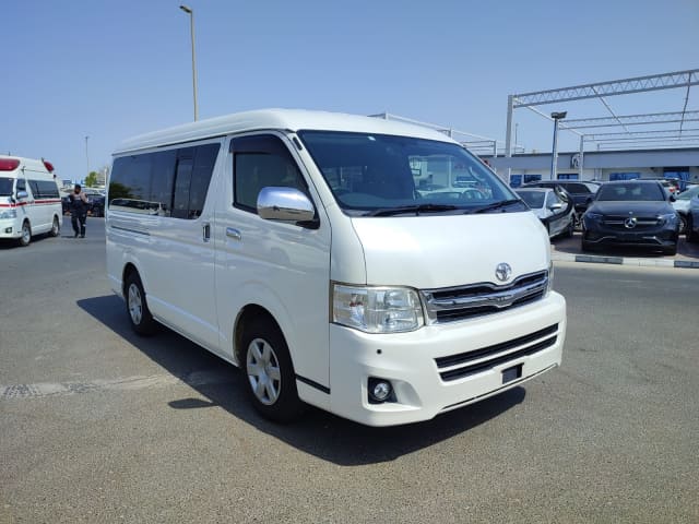 TOYOTA Hiace Wagon