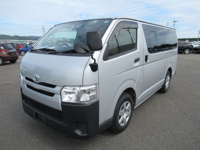 TOYOTA / Hiace Van (CBF-TRH200V)