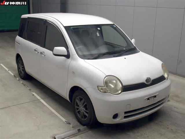TOYOTA / Sienta (DBA-NCP81G)