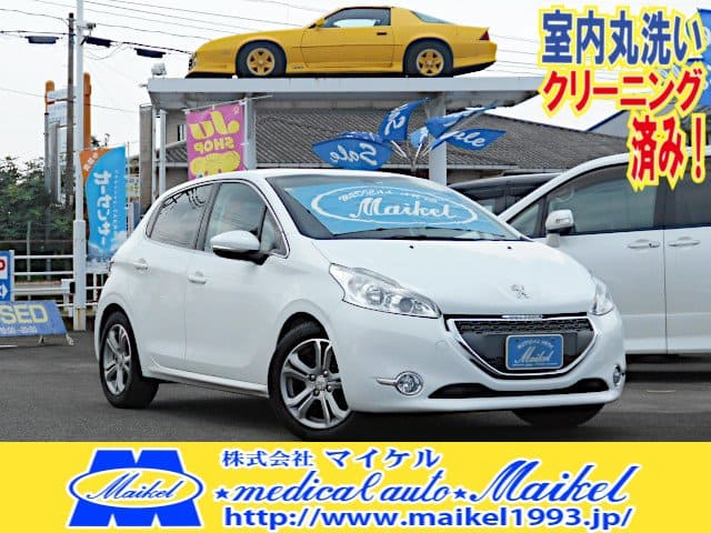PEUGEOT / 208 (A95F01)