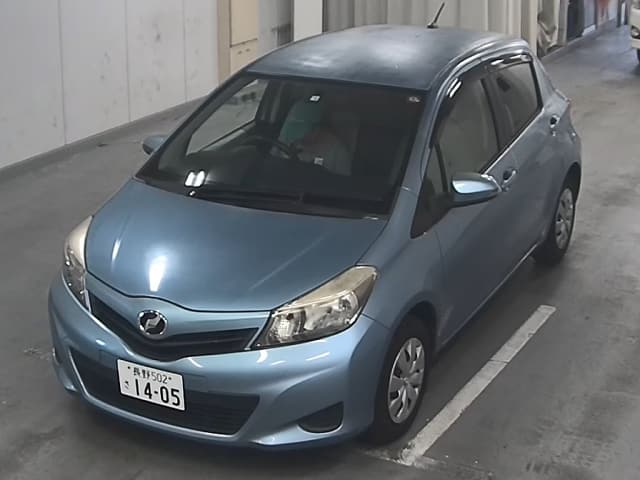 TOYOTA / Vitz (DBA-KSP130)