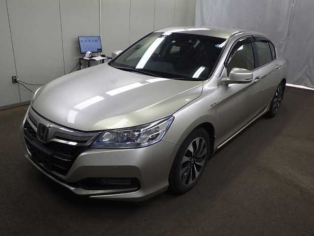 HONDA / Accord Hybrid (DAA-CR6)