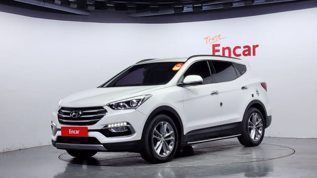 HYUNDAI / Santa Fe (0)