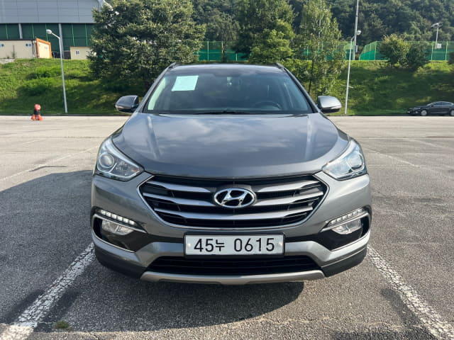 HYUNDAI / Santa Fe (0)