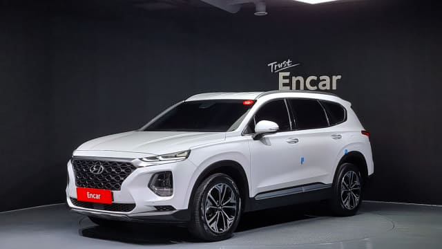 HYUNDAI / Santa Fe (0)