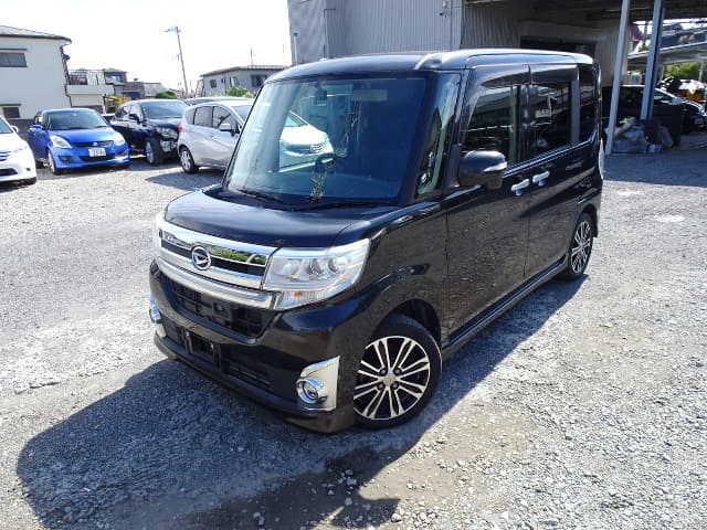 DAIHATSU / Tanto (DBA-LA600S)