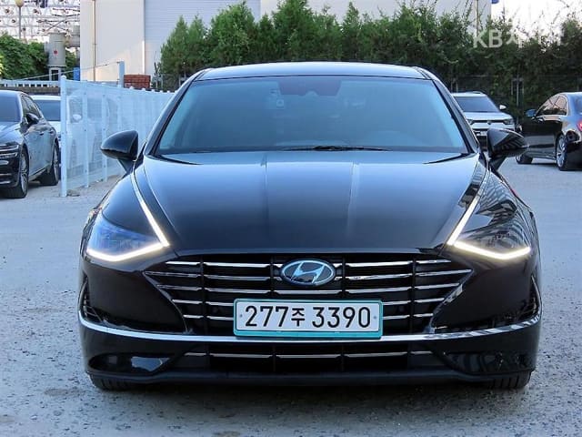 HYUNDAI / Sonata DN8 (0)