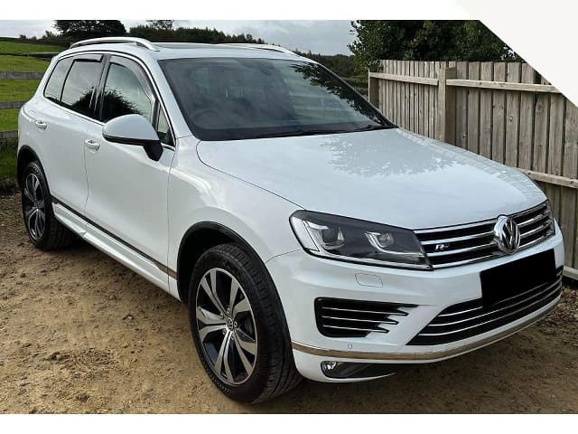 VOLKSWAGEN / Touareg (0)