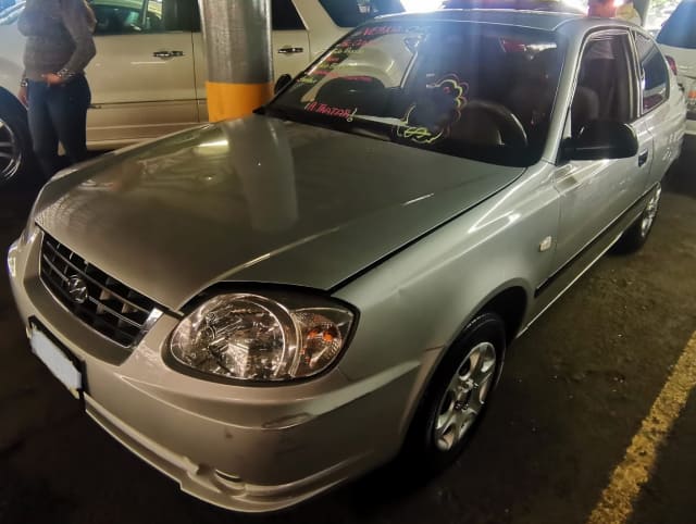 HYUNDAI Verna