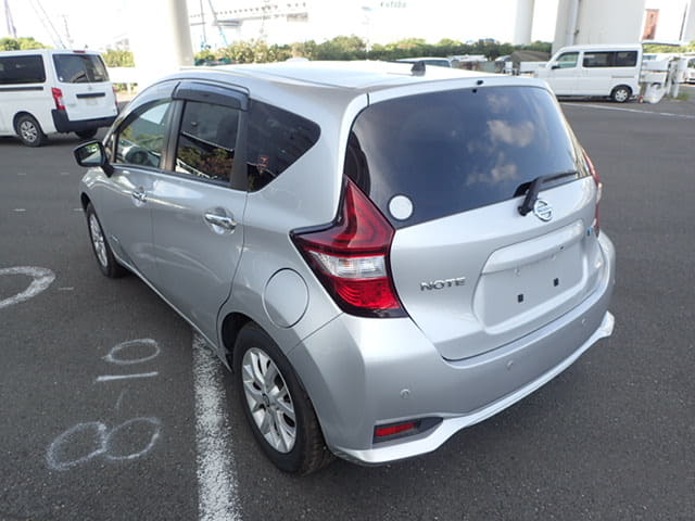 Local or import cars from kenya. Carhoot car Id 3