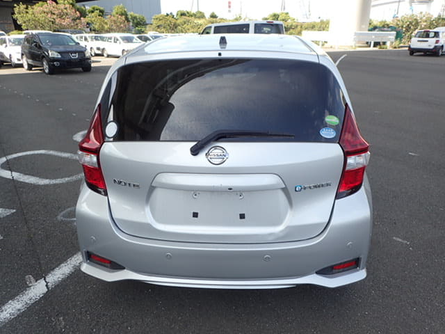Local or import cars from kenya. Carhoot car Id 4