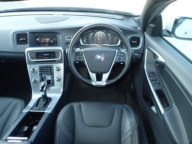 Local or import cars from kenya. Carhoot car Id 30