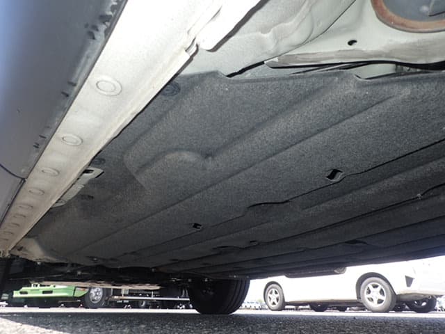Local or import cars from kenya. Carhoot car Id 18