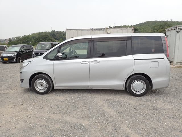 Local or import cars from kenya. Carhoot car Id 2