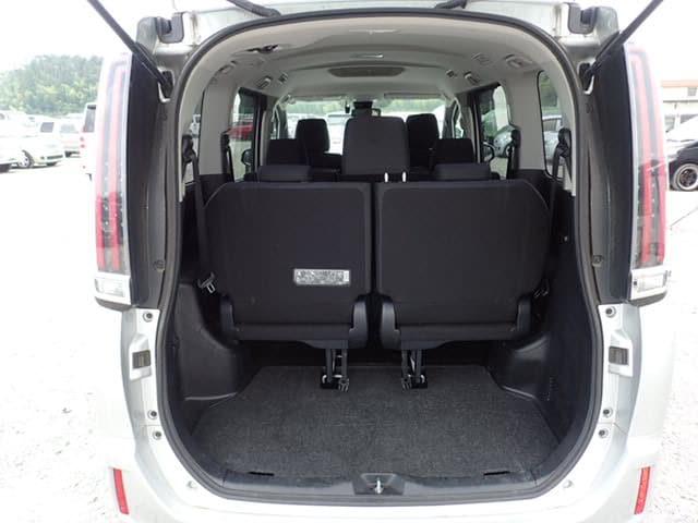 Local or import cars from kenya. Carhoot car Id 29